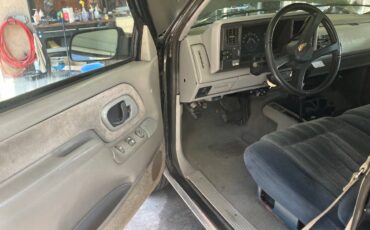 Chevrolet-Silverado-1500-4x4-1991-black-5