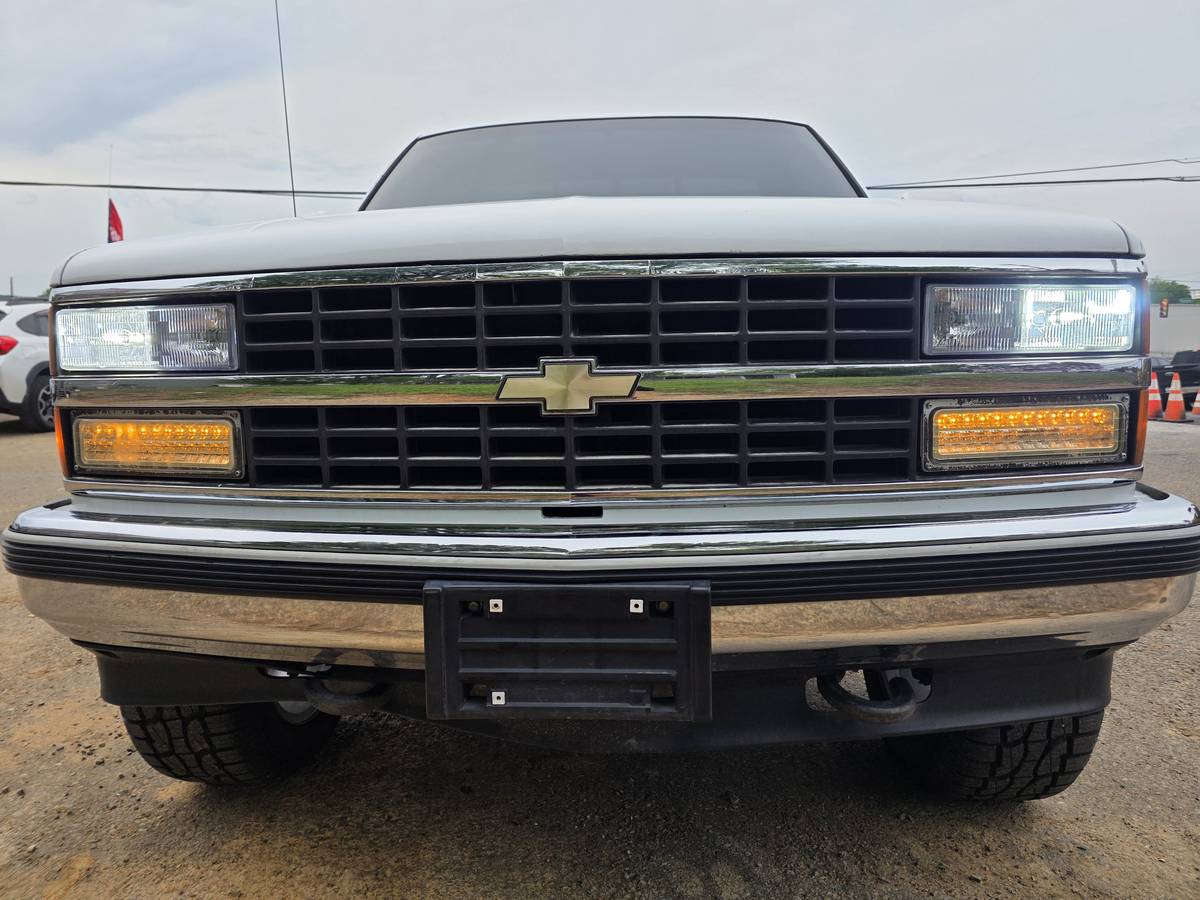 Chevrolet-Silverado-1500-lt-z71-1991-white-1