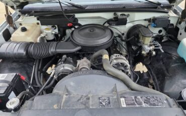 Chevrolet-Silverado-1500-lt-z71-1991-white-10