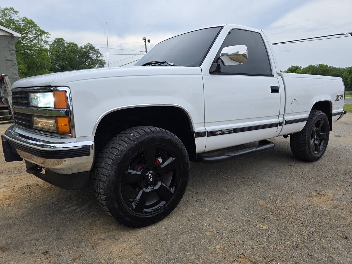 Chevrolet-Silverado-1500-lt-z71-1991-white-2