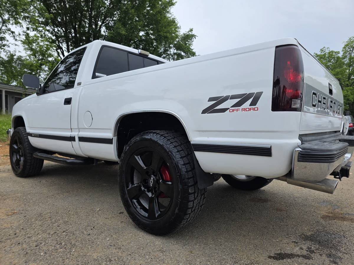 Chevrolet-Silverado-1500-lt-z71-1991-white-3
