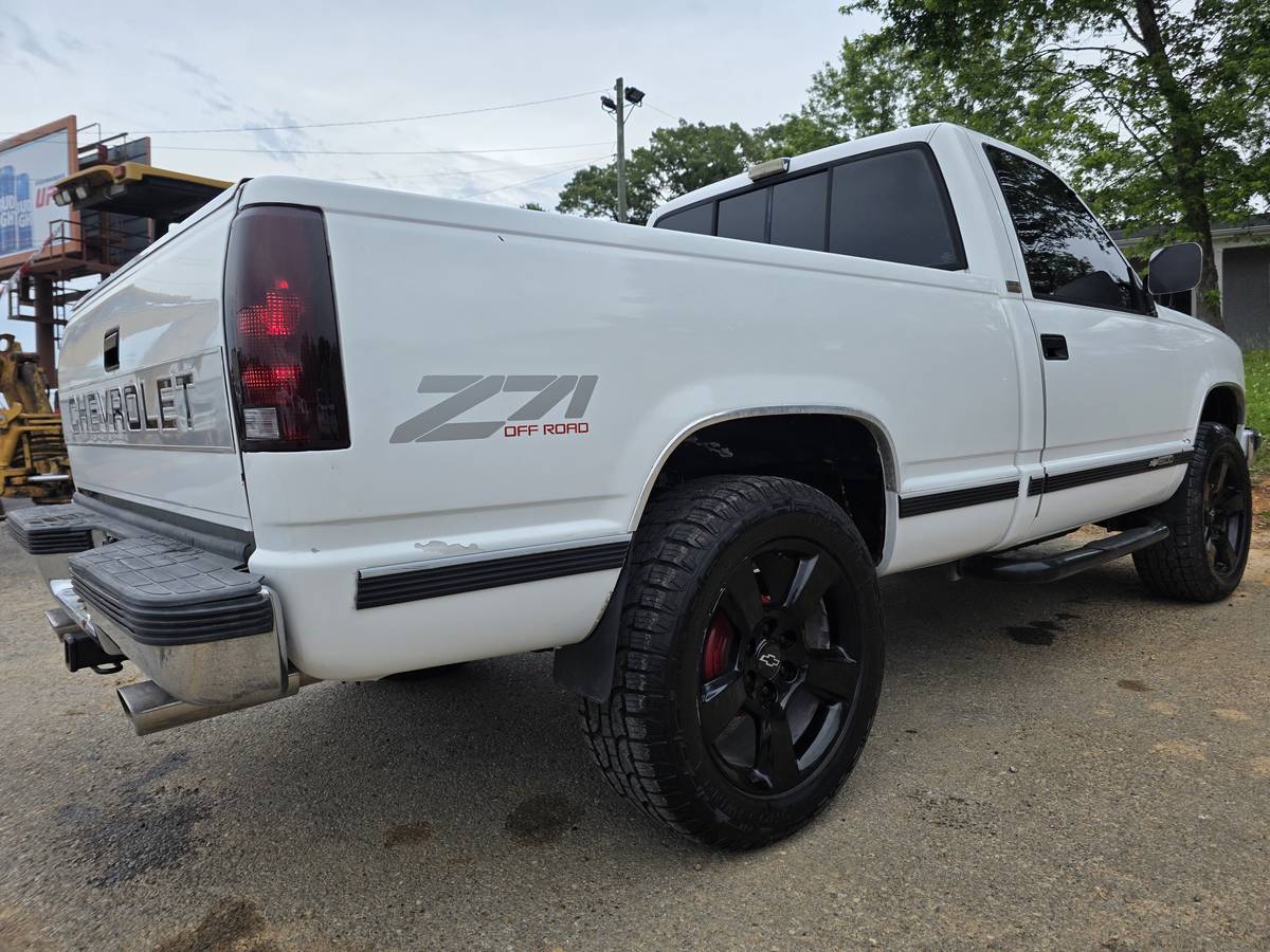 Chevrolet-Silverado-1500-lt-z71-1991-white-4