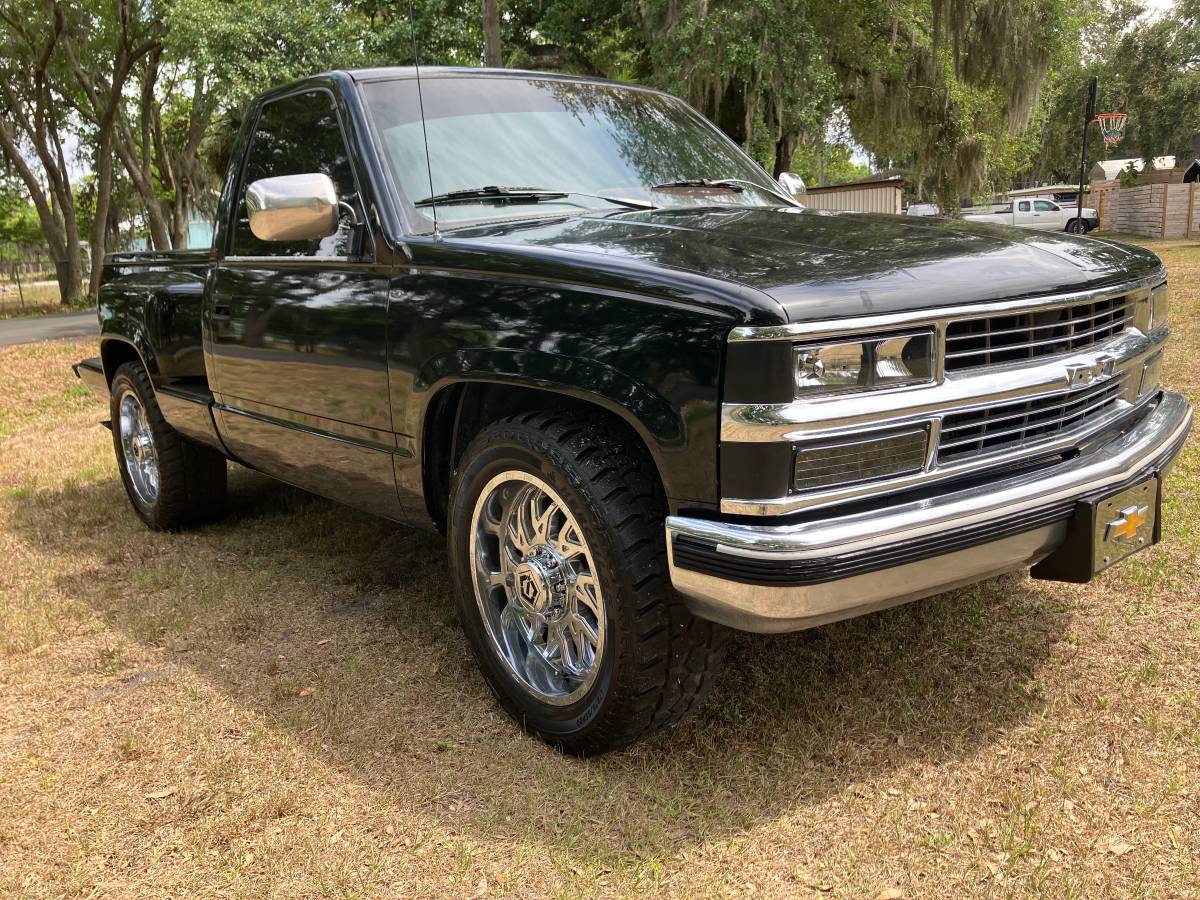 Chevrolet-Silverado-1500-step-side-1990-black-7