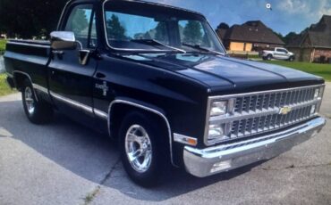 Chevrolet-Silverado-1982-black-8