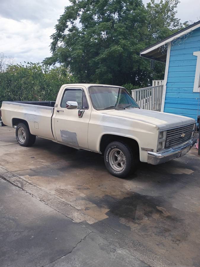 Chevrolet-Silverado-1984-1