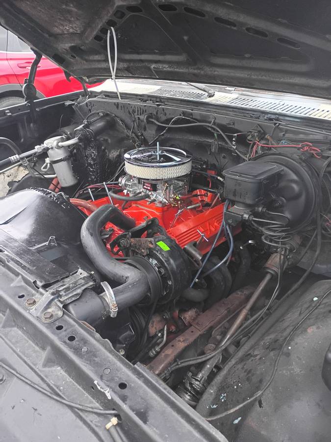 Chevrolet-Silverado-1984-2