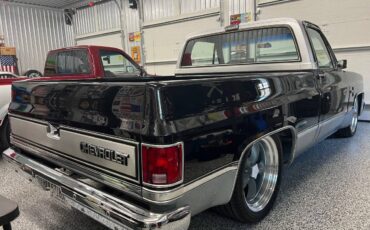 Chevrolet-Silverado-1984-black-15