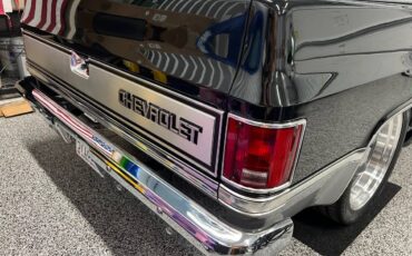 Chevrolet-Silverado-1984-black-20