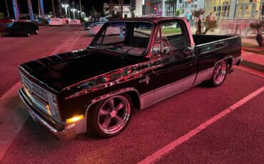 Chevrolet-Silverado-1984-black-23