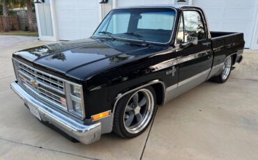 Chevrolet-Silverado-1984-black