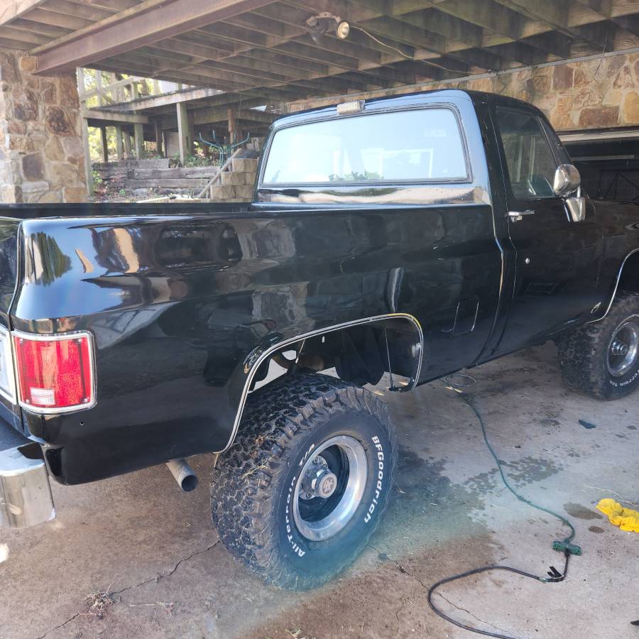 Chevrolet-Silverado-1986-black-1