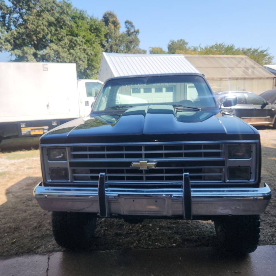 Chevrolet-Silverado-1986-black