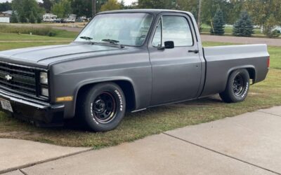 Chevrolet Silverado  1986 grey