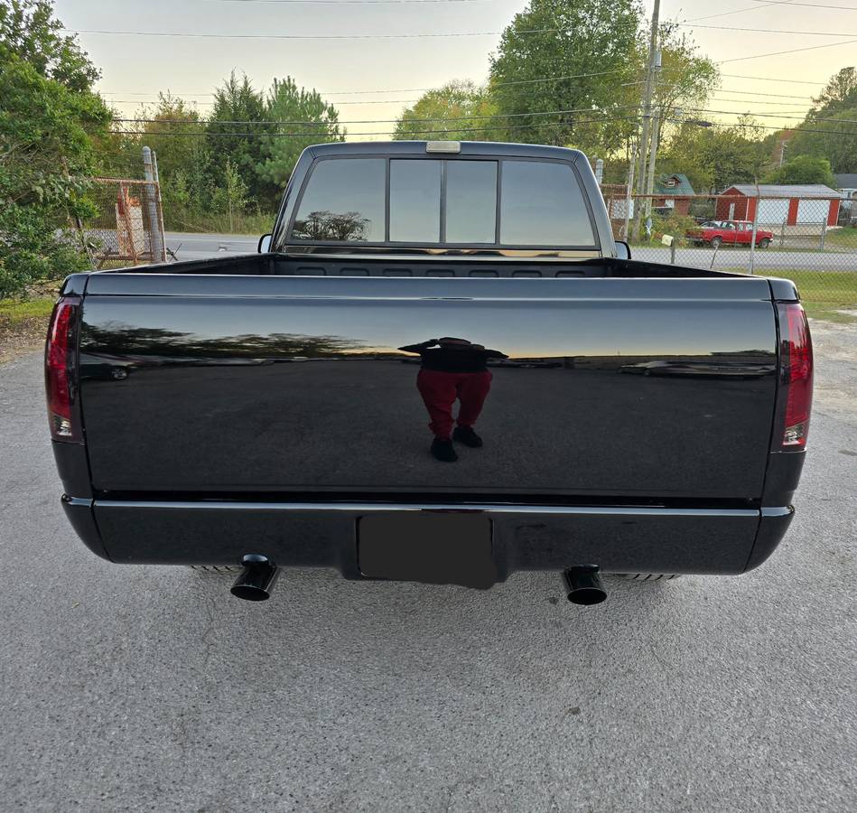 Chevrolet-Silverado-1991-black-3