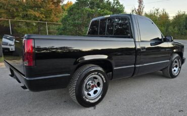 Chevrolet-Silverado-1991-black-4