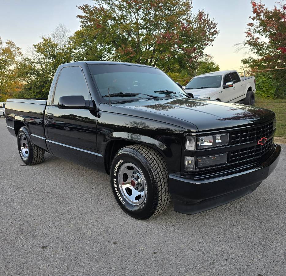 Chevrolet-Silverado-1991-black-6