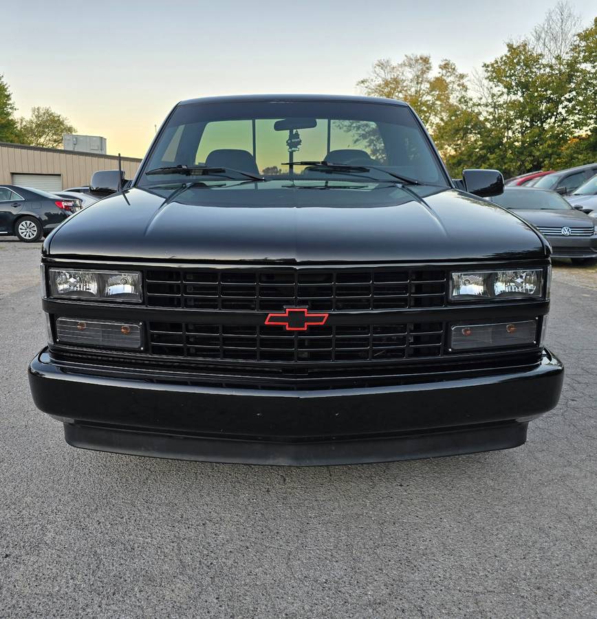 Chevrolet-Silverado-1991-black-7