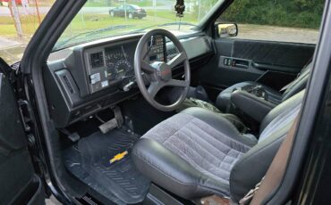 Chevrolet-Silverado-1991-black-9
