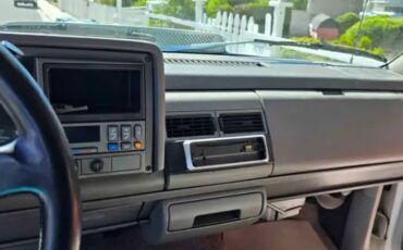 Chevrolet-Silverado-1993-white-10