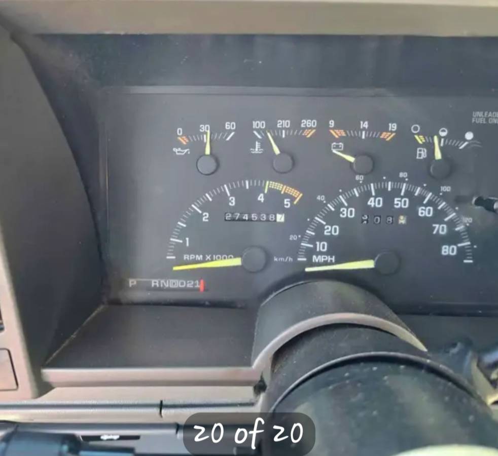 Chevrolet-Silverado-1993-white-12