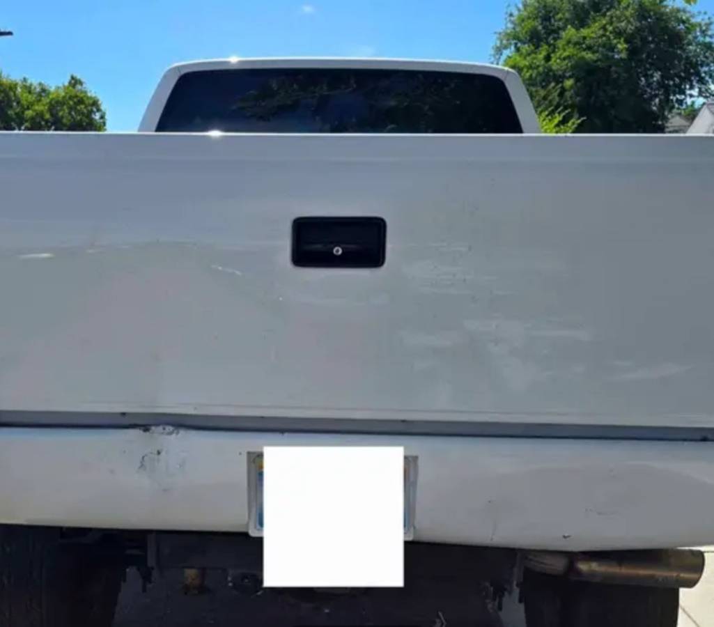 Chevrolet-Silverado-1993-white-16