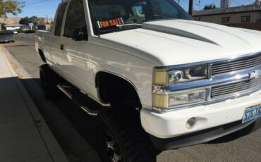 Chevrolet-Silverado-1993-white-5