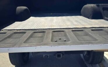Chevrolet-Silverado-1993-white-7