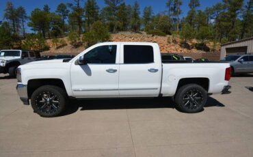 Chevrolet-Silverado-2017-white-1