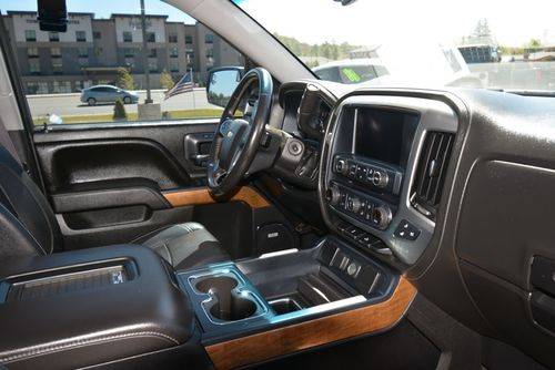 Chevrolet-Silverado-2017-white-11