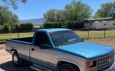 Chevrolet-Silverado-2500-1988-Standard-Cab-Pickup-1