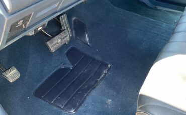 Chevrolet-Silverado-2500-1988-Standard-Cab-Pickup-10