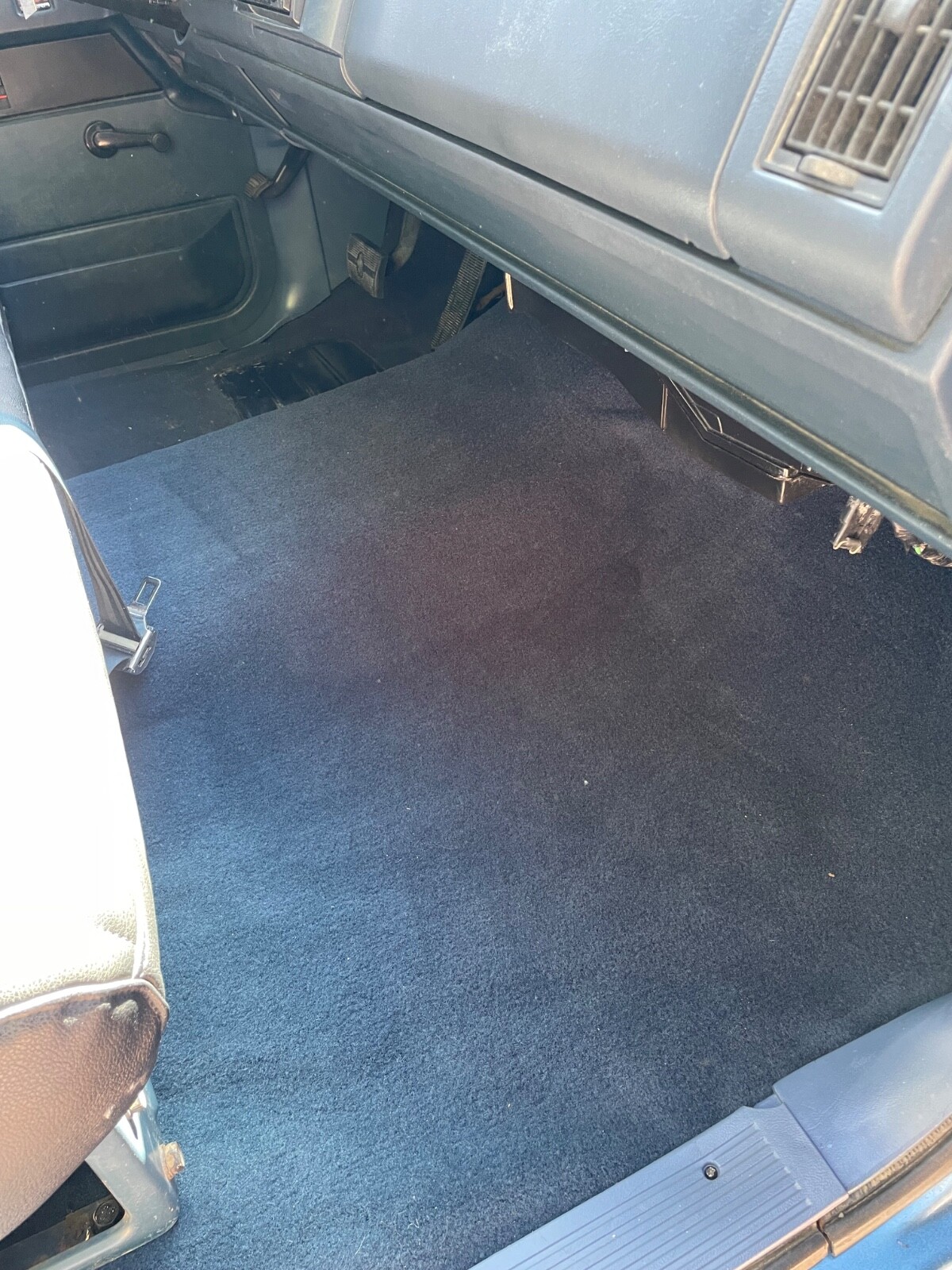 Chevrolet-Silverado-2500-1988-Standard-Cab-Pickup-12