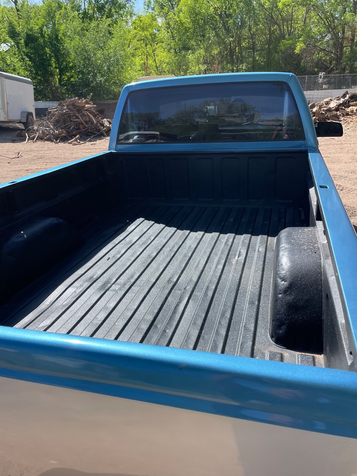 Chevrolet-Silverado-2500-1988-Standard-Cab-Pickup-13
