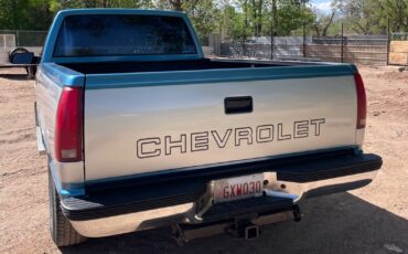 Chevrolet-Silverado-2500-1988-Standard-Cab-Pickup-15
