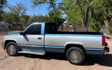 Chevrolet-Silverado-2500-1988-Standard-Cab-Pickup-16
