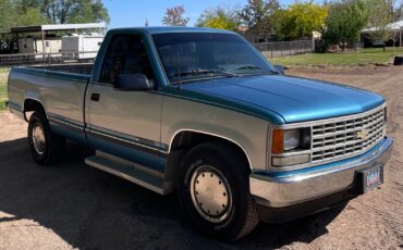 Chevrolet-Silverado-2500-1988-Standard-Cab-Pickup-17