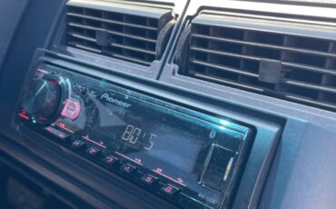 Chevrolet-Silverado-2500-1988-Standard-Cab-Pickup-23