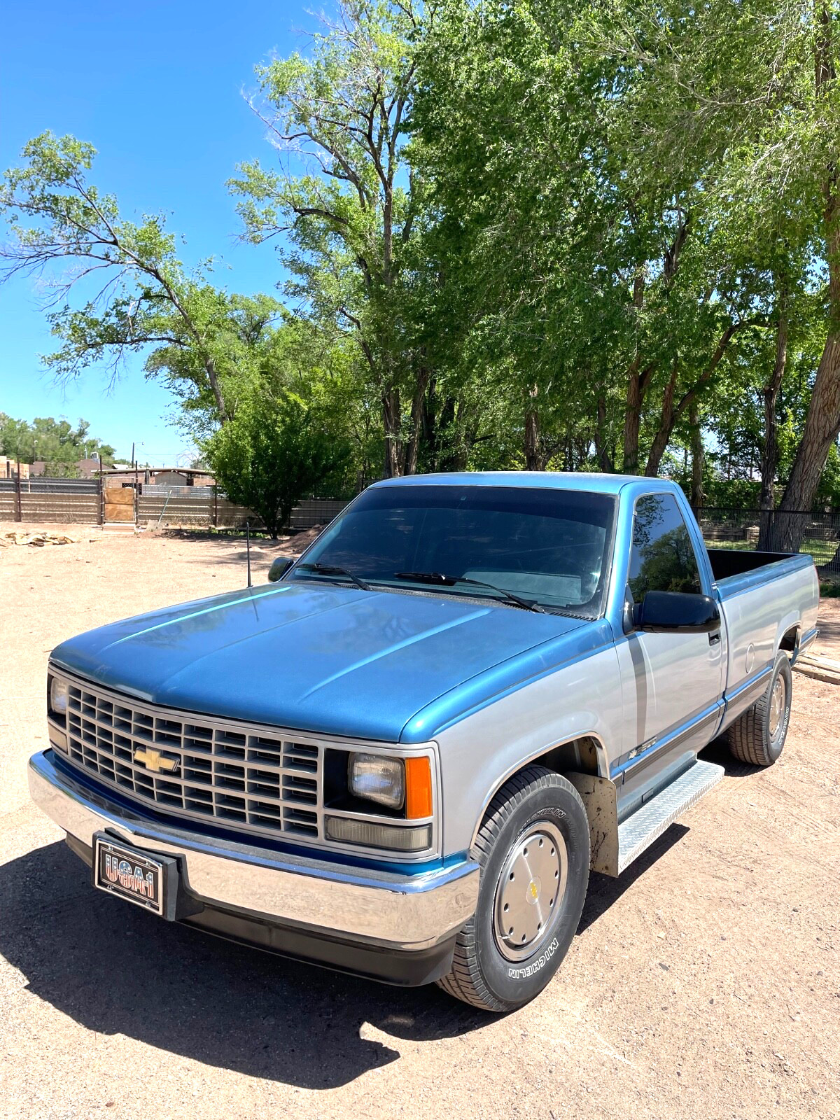 Chevrolet-Silverado-2500-1988-Standard-Cab-Pickup