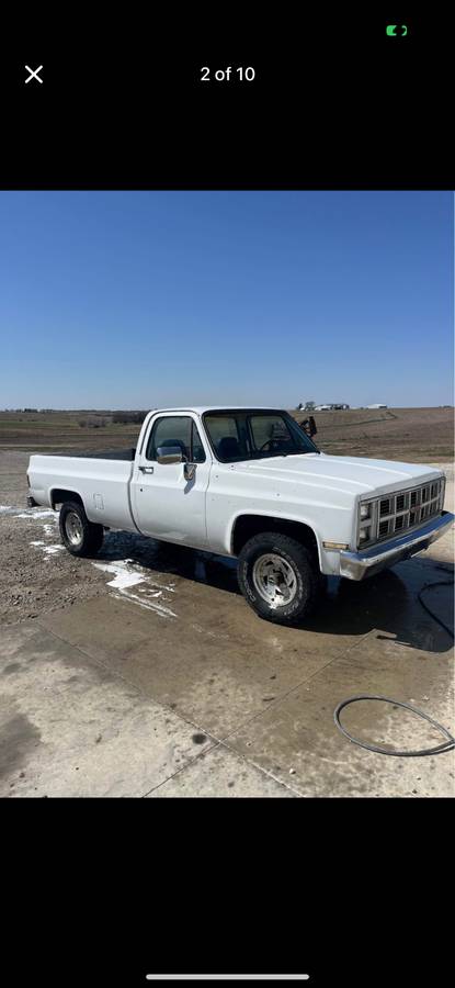 Chevrolet-Silverado-2500hd-diesel-1982-10