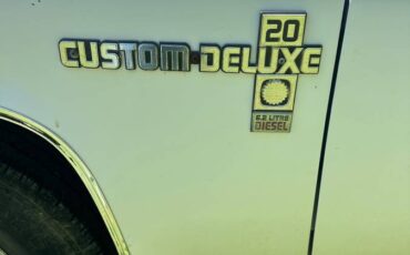 Chevrolet-Silverado-2500hd-diesel-1982