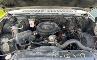 Chevrolet-Silverado-2500hd-diesel-1982-7