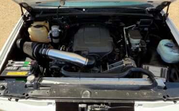 Chevrolet-Silverado-3500-1992-white-2