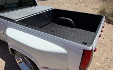 Chevrolet-Silverado-3500-1992-white-23