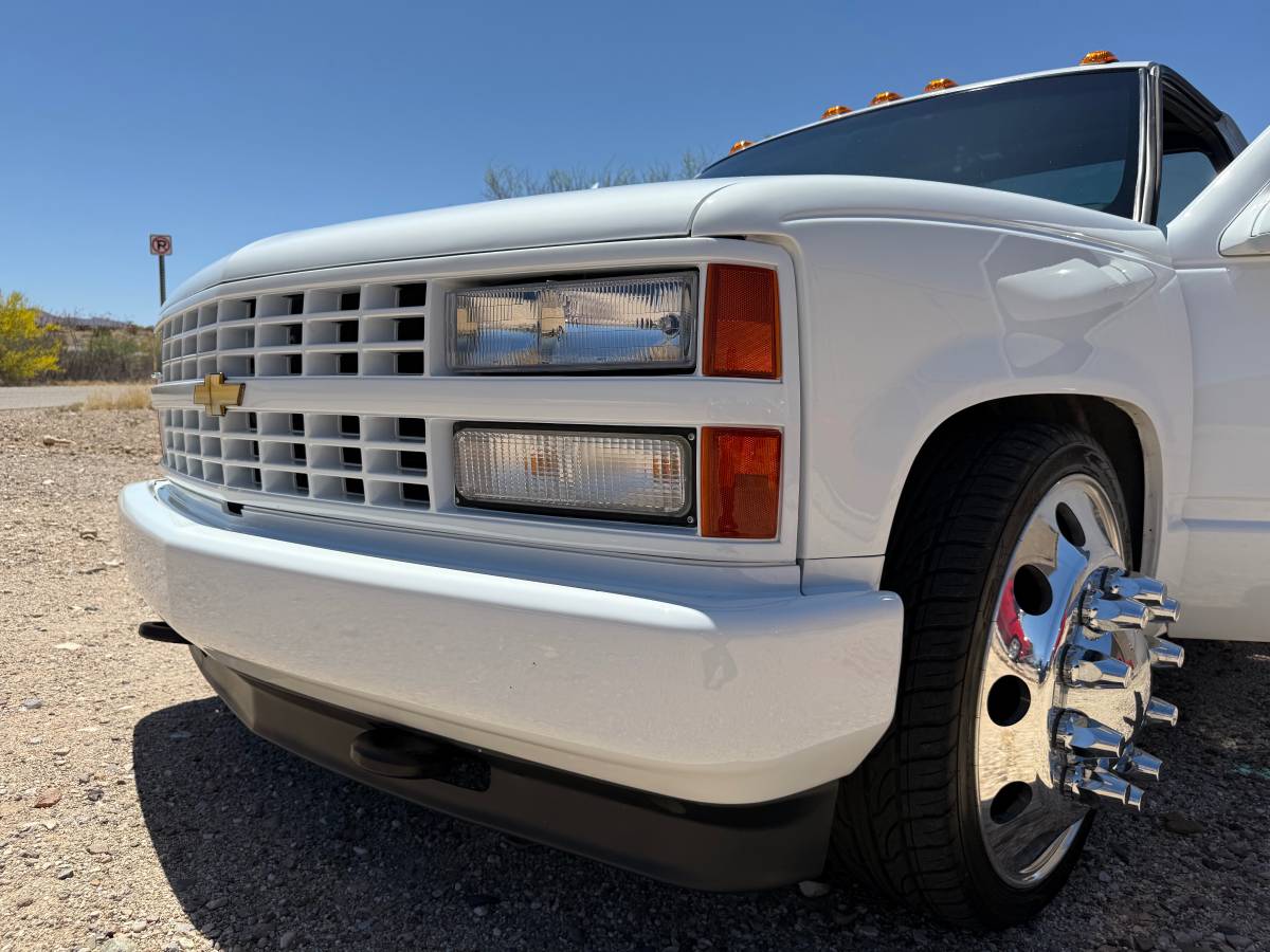 Chevrolet-Silverado-3500-1992-white-6