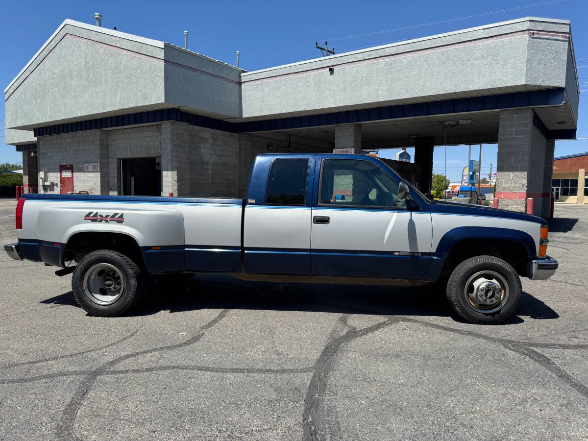 Chevrolet-Silverado-3500hd-1994-blue-1