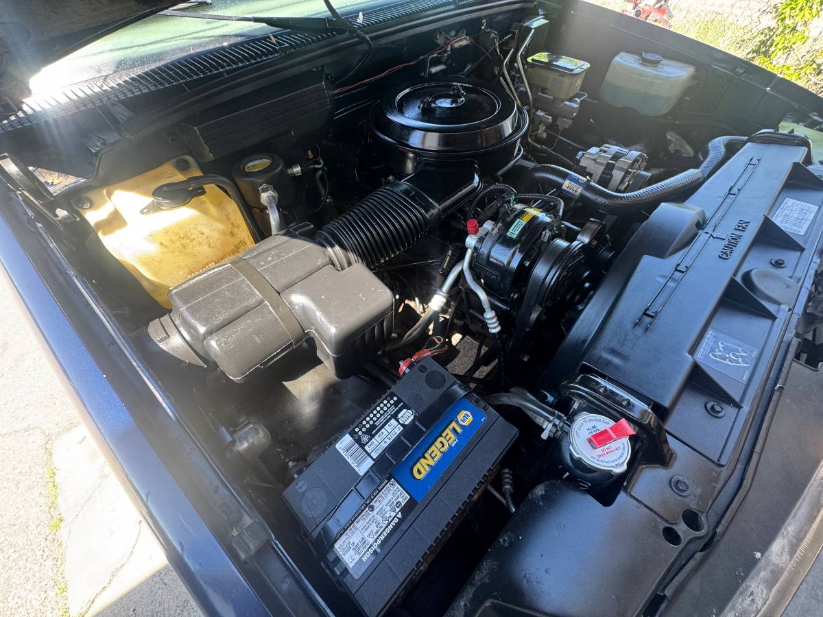 Chevrolet-Silverado-3500hd-1994-blue-18