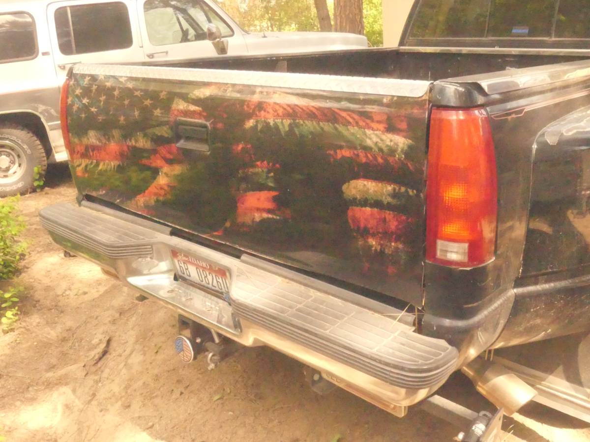 Chevrolet-Silverado-3500hd-4x4-1992-black-14