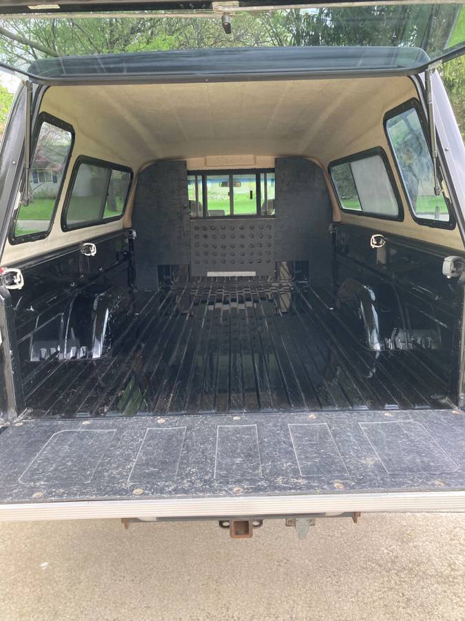 Chevrolet-Silverado-k2500-1993-black-5
