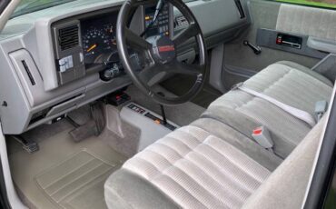 Chevrolet-Silverado-k2500-1993-black-6