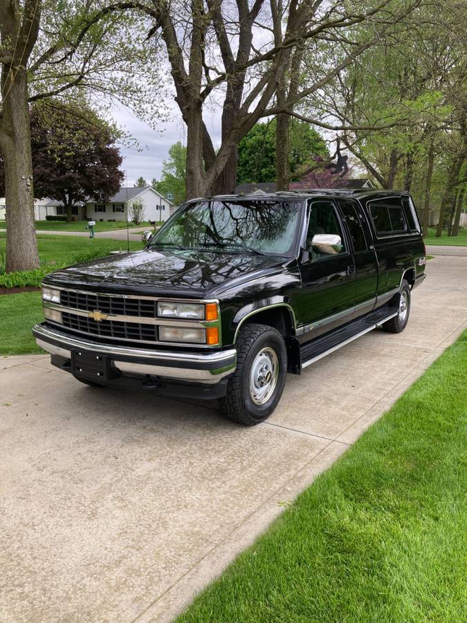 Chevrolet-Silverado-k2500-1993-black
